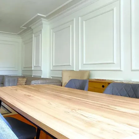 Time Traveller's Mansion In Fatih Apartment