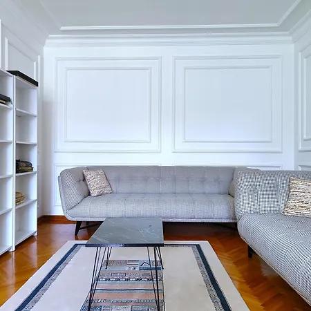 Apartment Time Traveller's Mansion In Fatih Istanbul