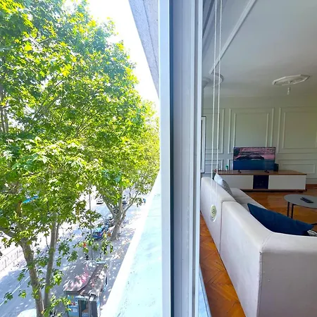Apartment Time Traveller's Mansion In Fatih